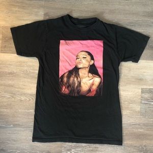 Ariana Grande Dangerous Woman Tour Shirt